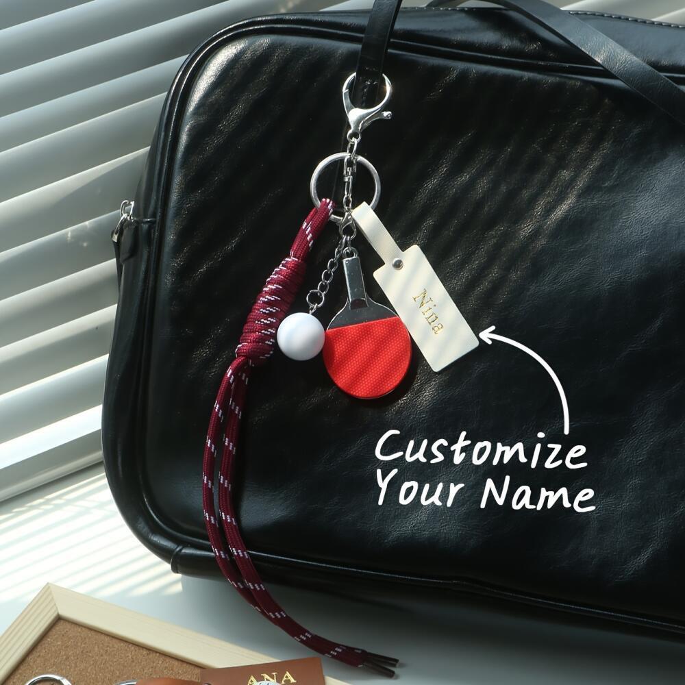 Customized Name Sports Themed  - Monogram Keychain Leather 评论和价格