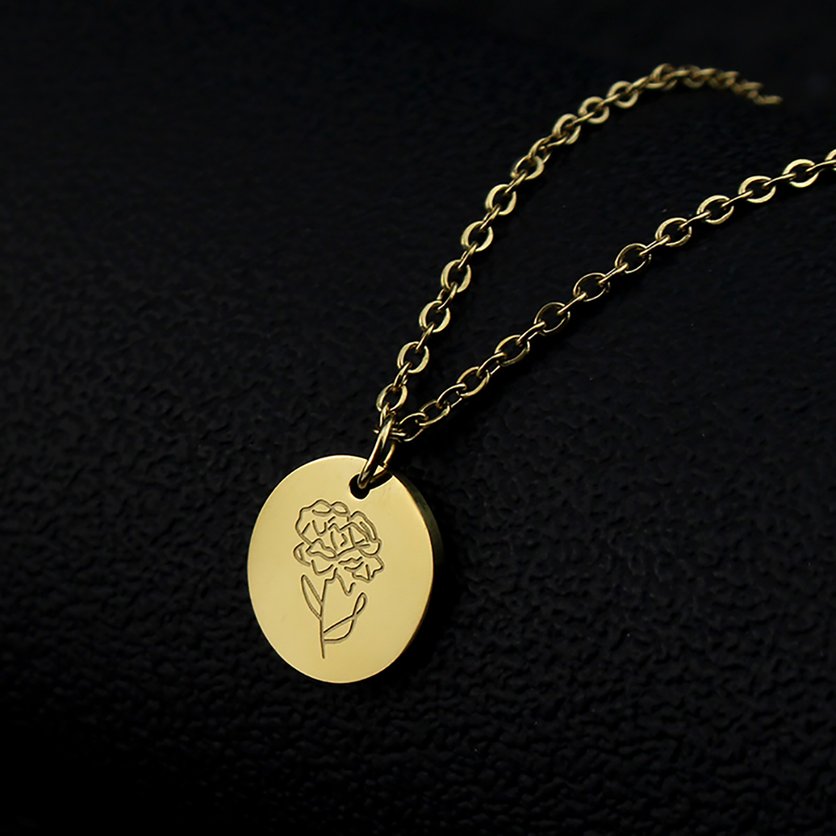 Titanium Steel December Flower - Birth Flower Necklace 评论和价格